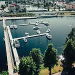 Summer Vuorilinna 2*