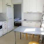 サマー ヴォリリンナ ホテル 2*