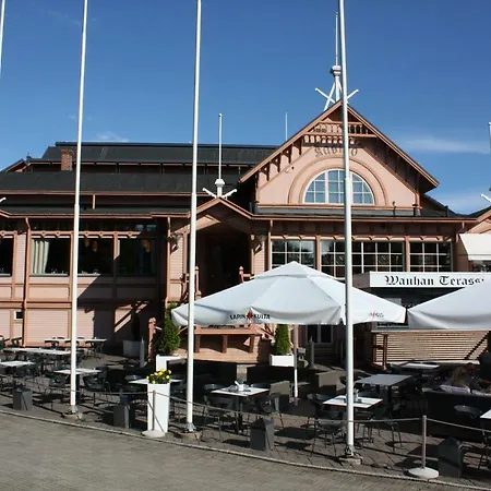 Summer Vuorilinna Hotel 2*