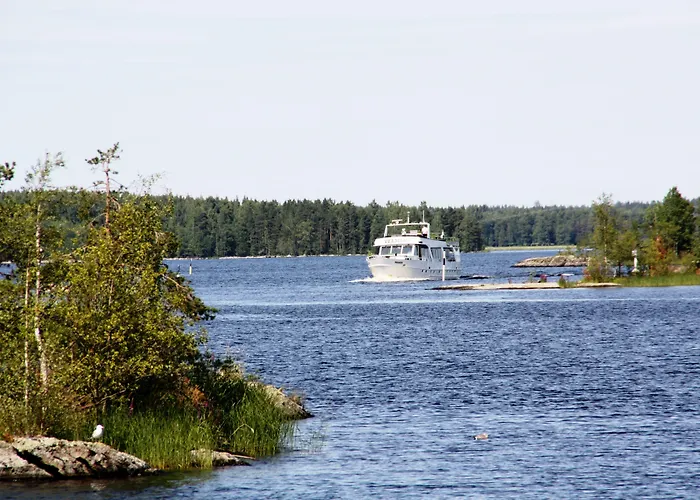 Summer Vuorilinna Hotel